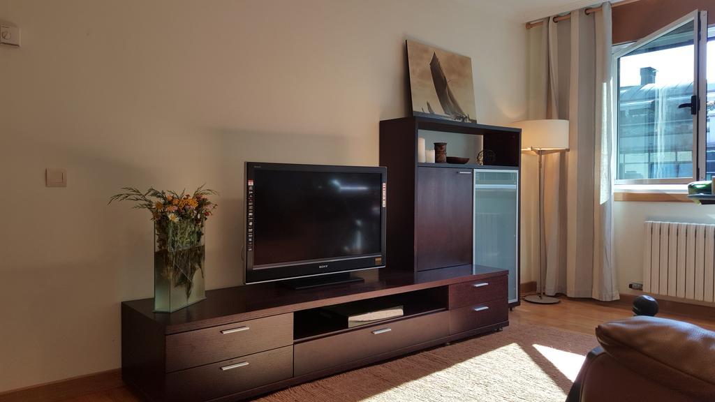 Apartment Plaza Fernando Vigo Bagian luar foto