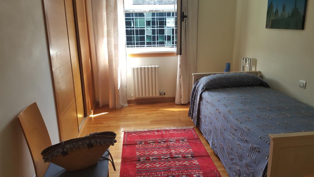 Apartment Plaza Fernando Vigo Bagian luar foto